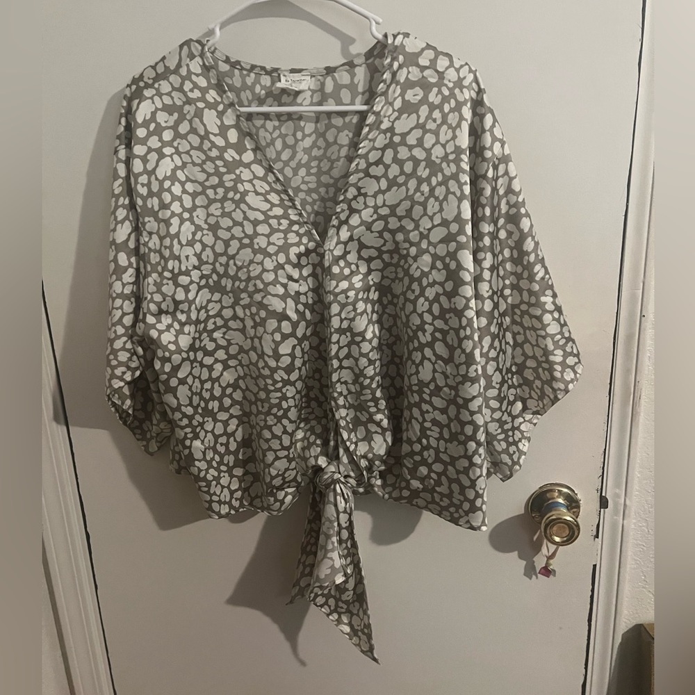 Cheetah leopard kimono sleeve top